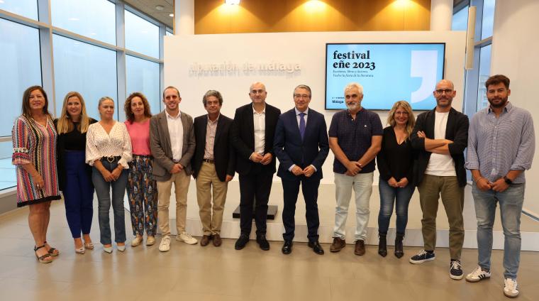 Representantes Institucionales en la presentación de Festival Eñe, en Málaga